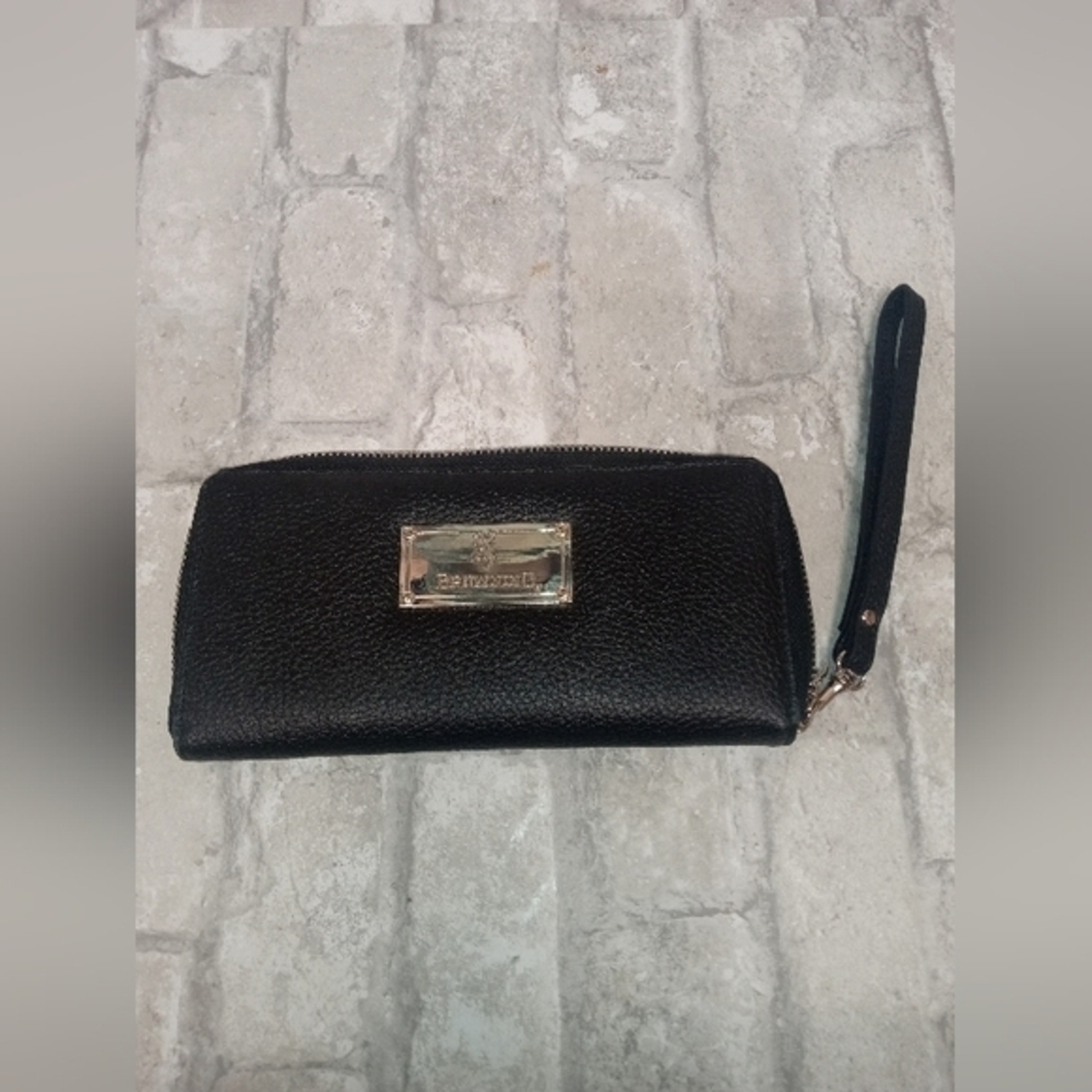 Browning‎ Women's Black Pebbled Leather Wallet